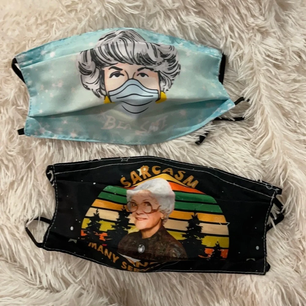 New set/2 Golden Girls face masks